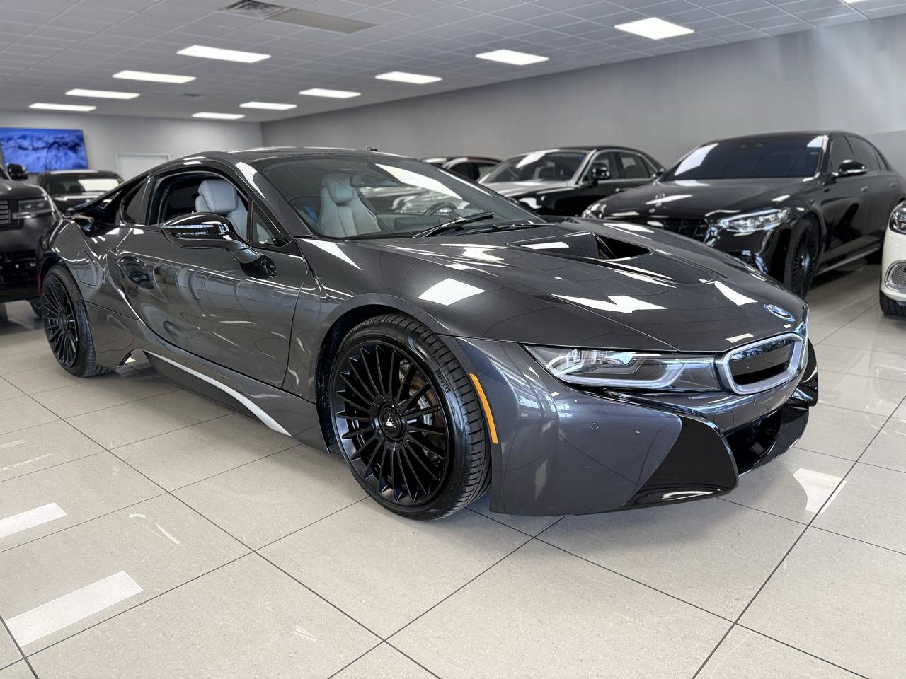 Used 2014 BMW i8 AWD/4WD image 9