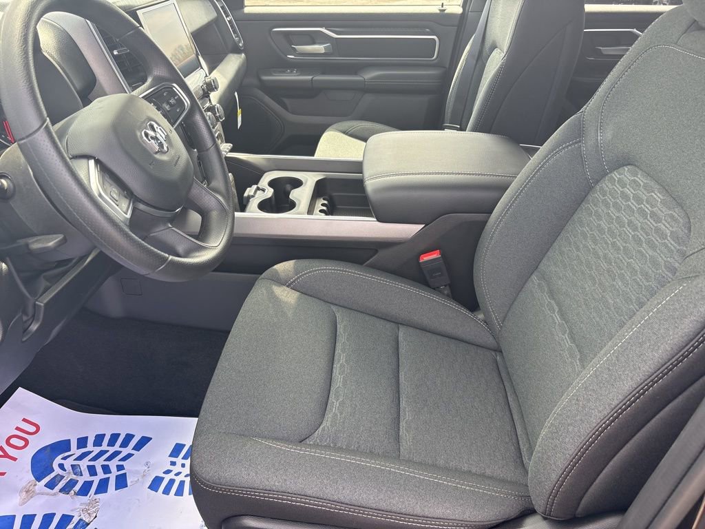 New 2026 RAM 1500 4x4 Crew Cab image 18