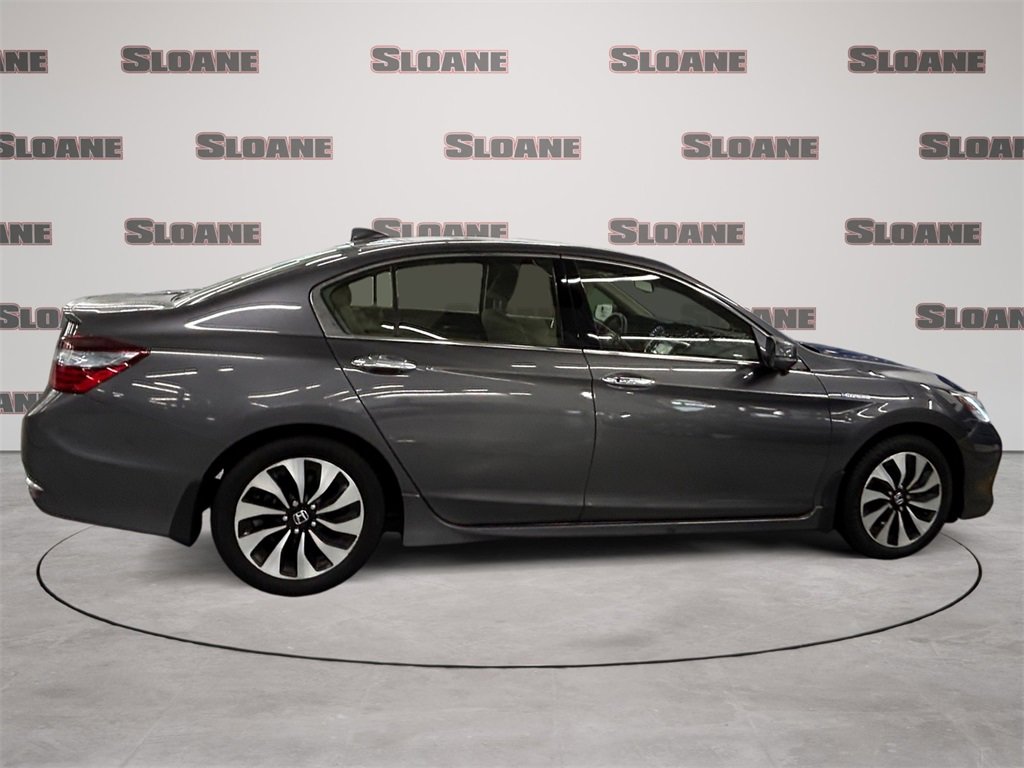 Used 2017 Honda Accord Touring image 6