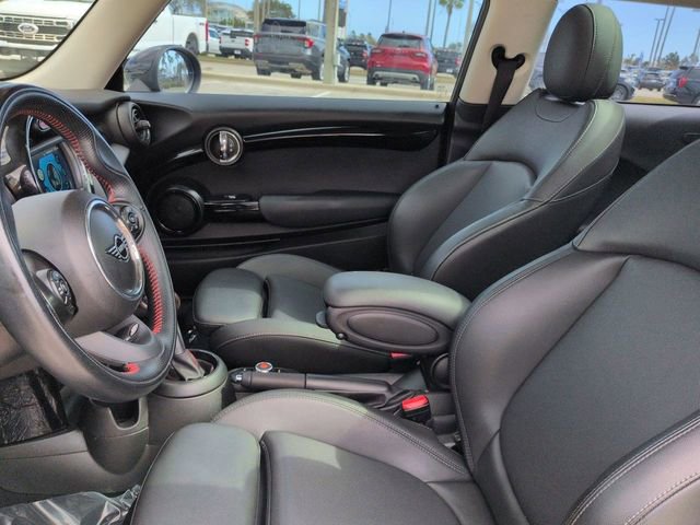 Used 2019 MINI Cooper S w/ Signature Upholstery Package image 14