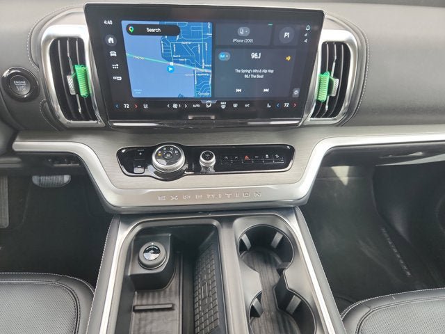 Used 2025 Ford Expedition Max Platinum image 11