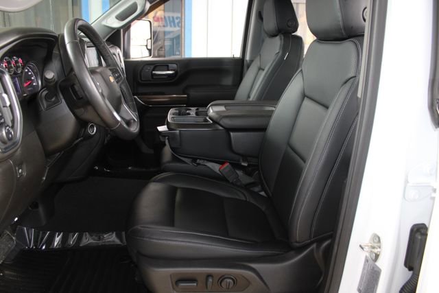 Used 2022 Chevrolet Silverado 2500 LT w/ Convenience Package image 22