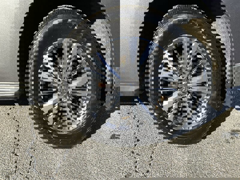 Used 2018 Nissan Pathfinder S image 9