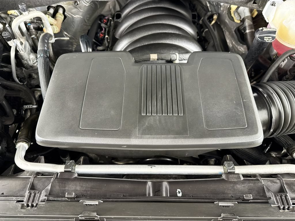 Used 2024 Chevrolet Suburban RST w/ Luxury Package RWD image 25