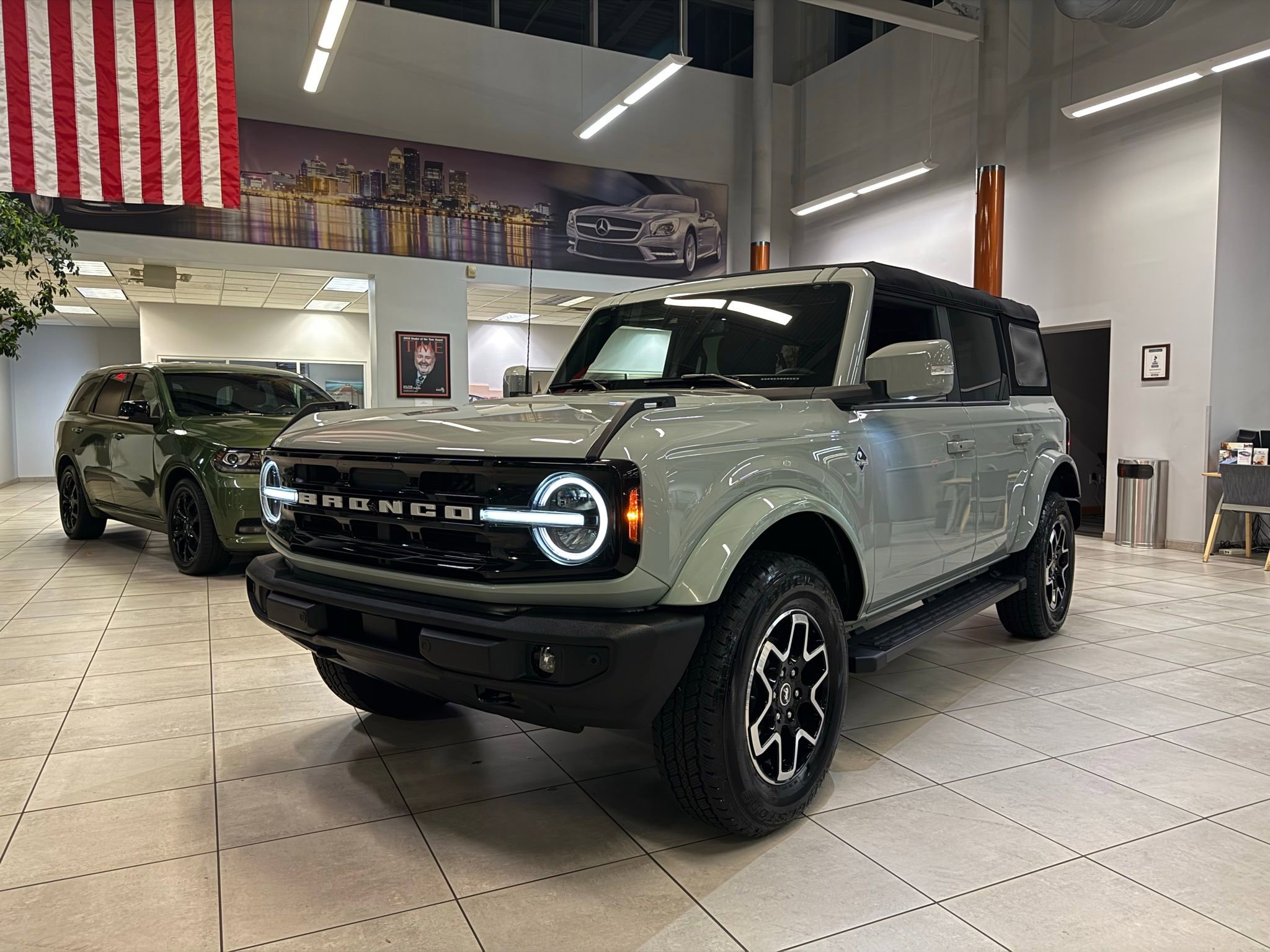 Used 2024 Ford Bronco Outer Banks