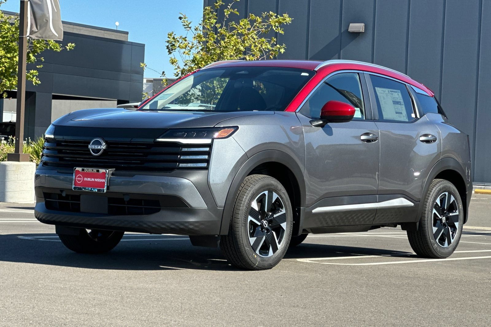 New 2026 Nissan Kicks SV AWD/4WD image 8