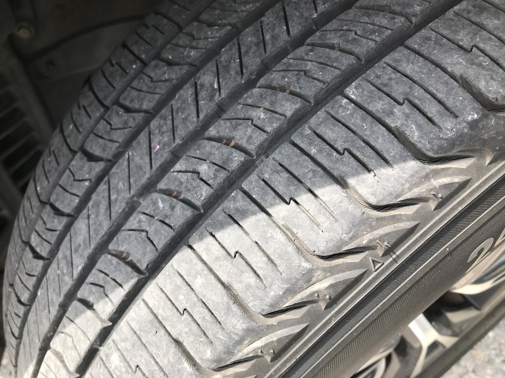 Used 2017 Toyota Highlander Plus w/ Carpet Mat Package AWD/4WD image 11