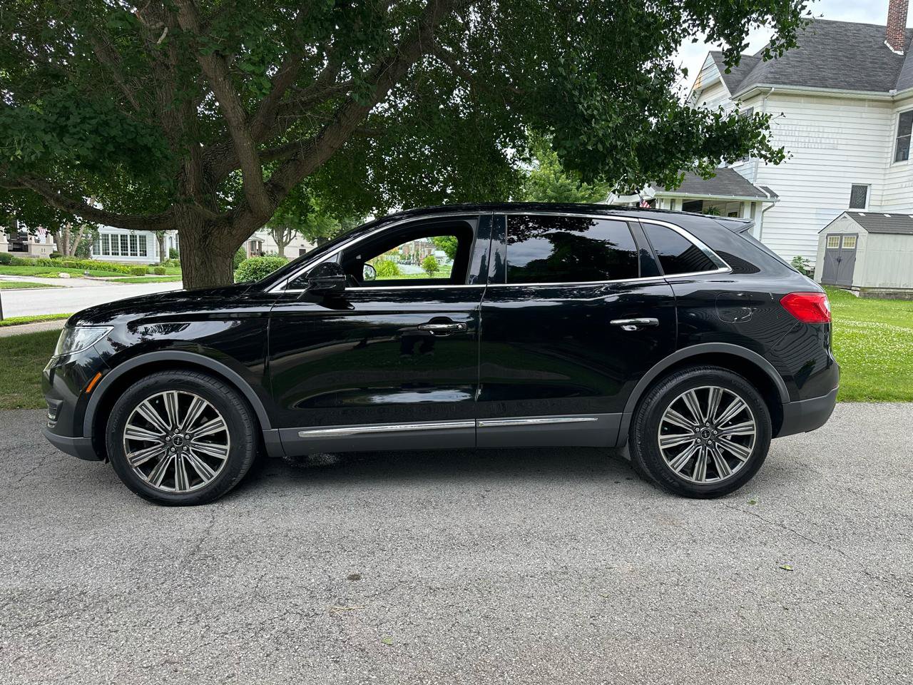 Used 2016 Lincoln MKX Black Label w/ Climate Package AWD/4WD image 4
