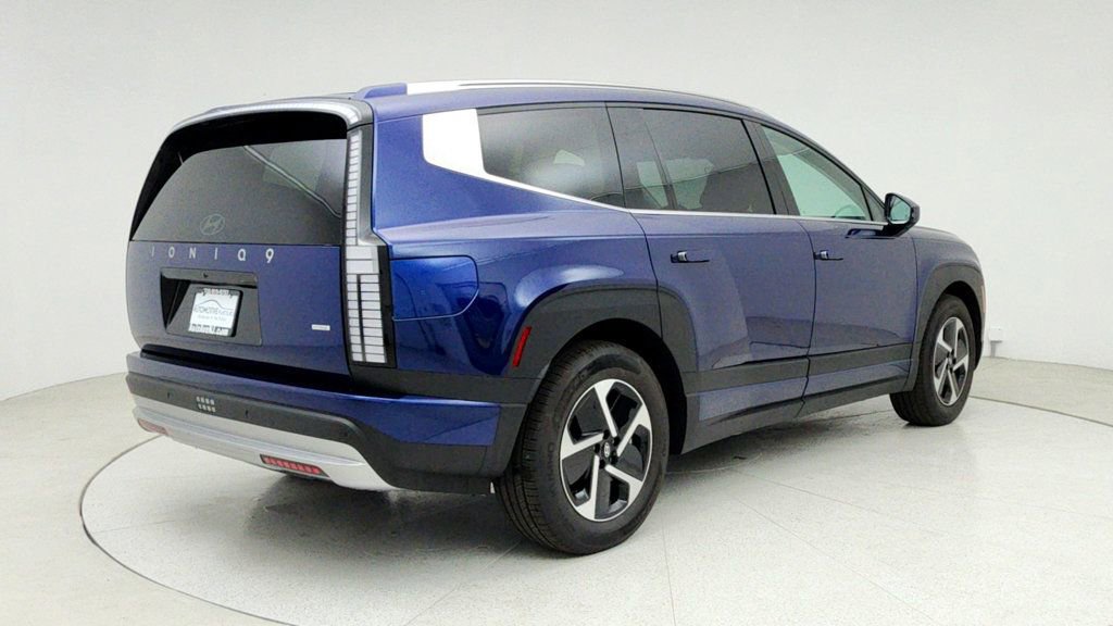 Used 2026 Hyundai Ioniq 9 SE image 5
