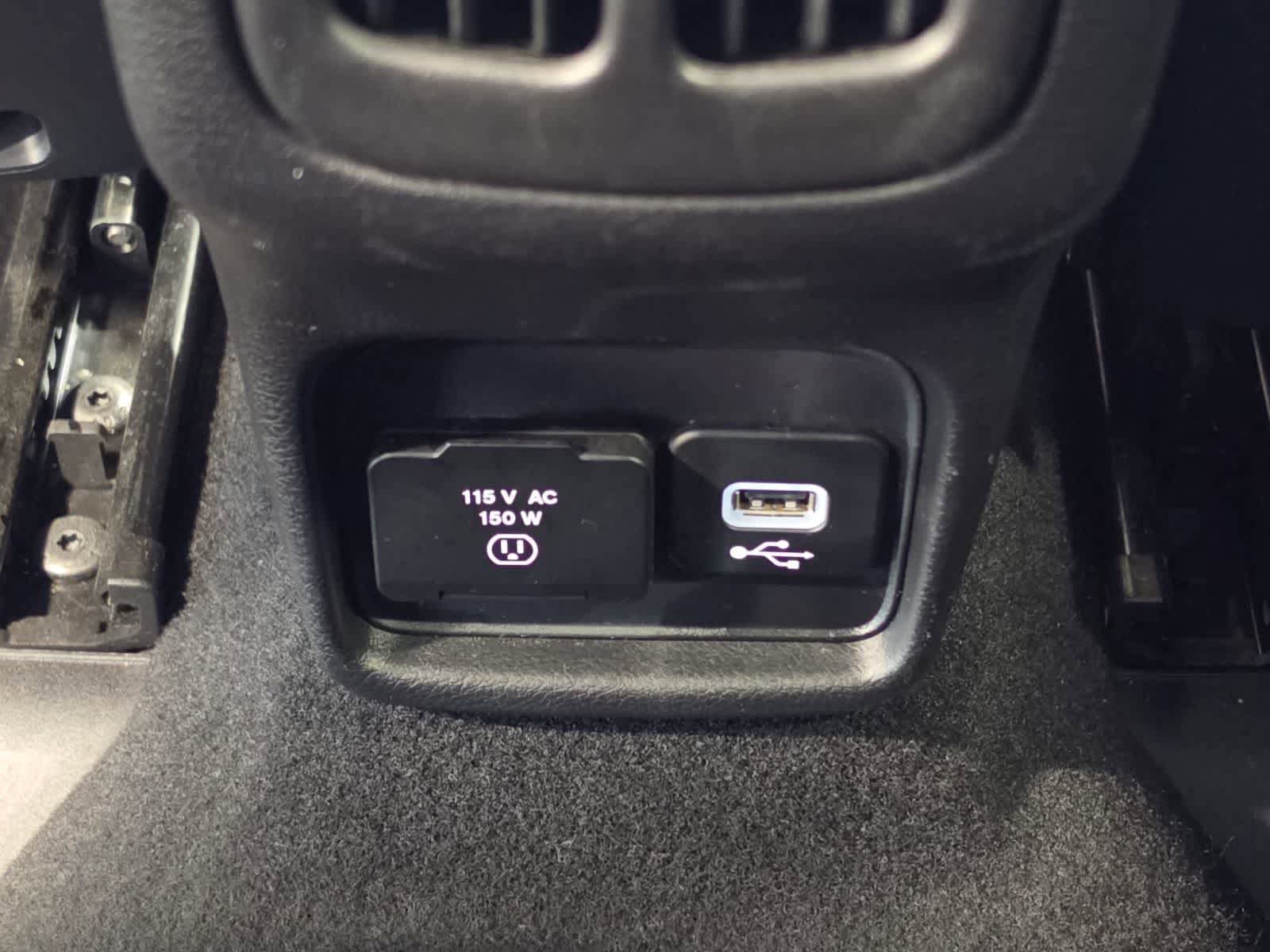 Used 2018 Jeep Compass Limited AWD/4WD image 29