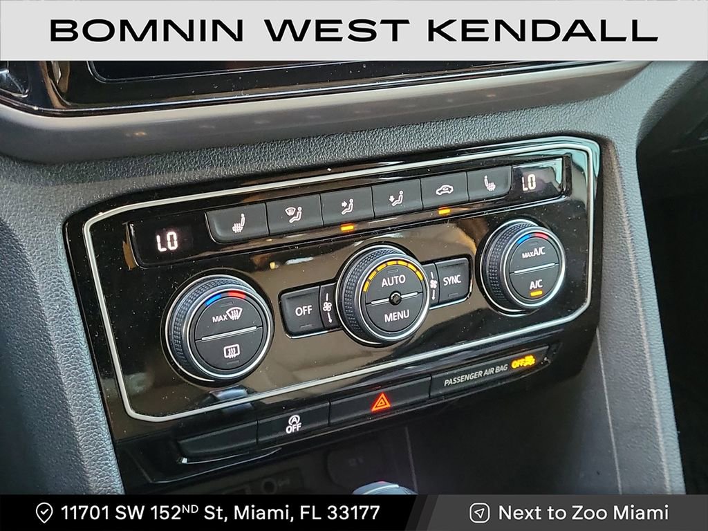 Used 2020 Volkswagen Atlas Cross Sport SEL image 19