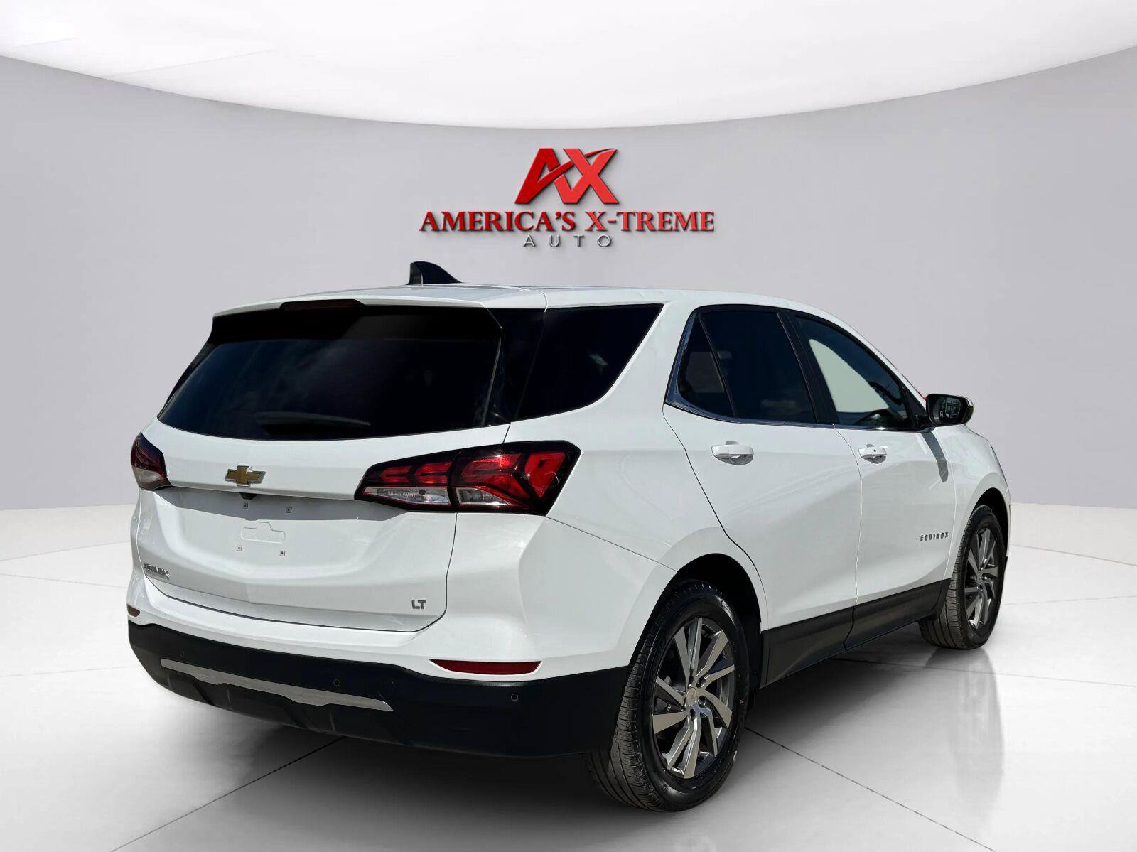 Used 2023 Chevrolet Equinox LT FWD image 6