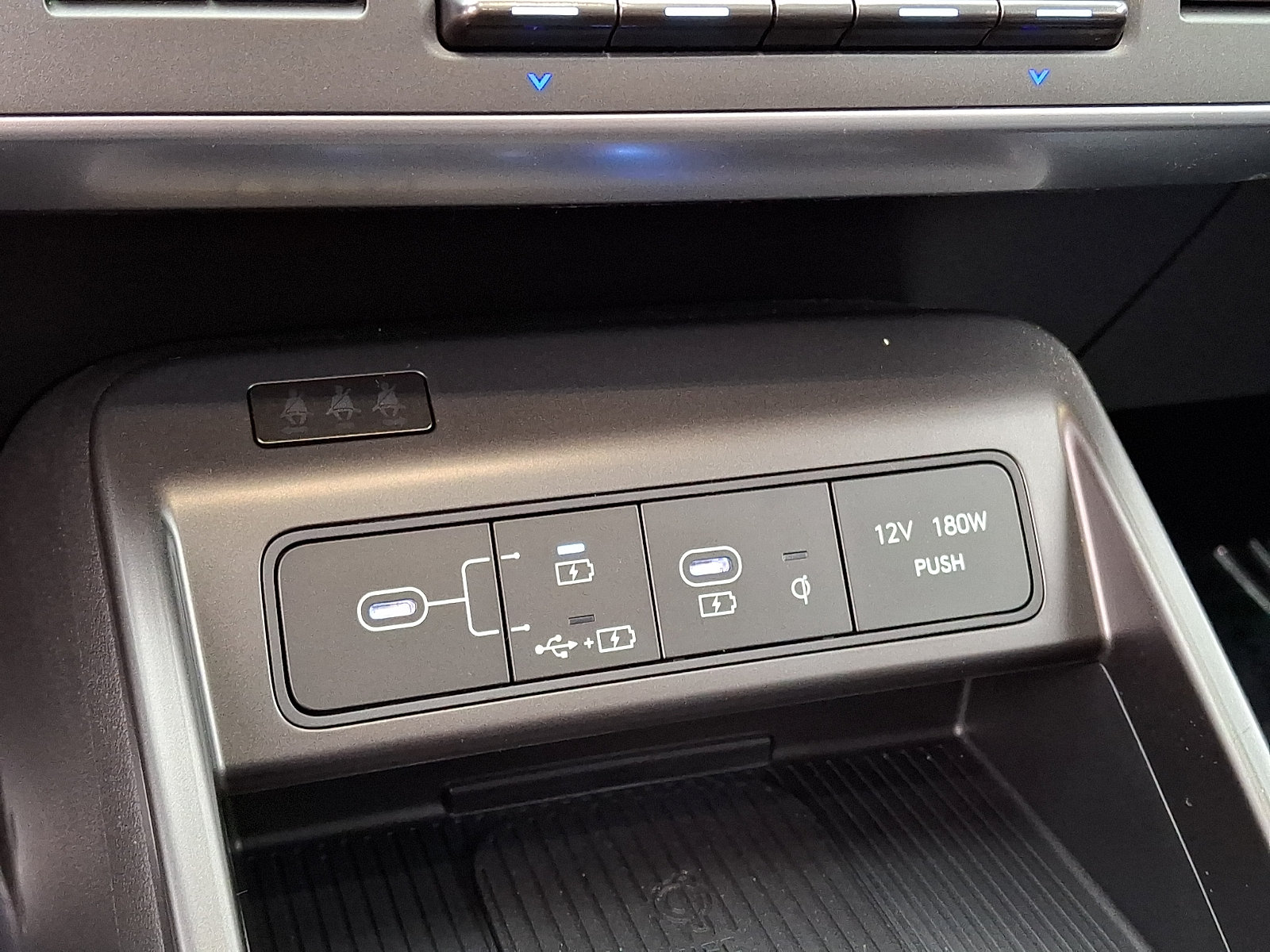 Used 2026 Hyundai Kona Limited AWD/4WD image 18