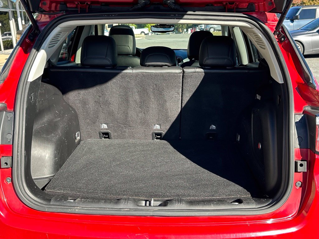 Used 2019 Jeep Compass Latitude FWD image 40