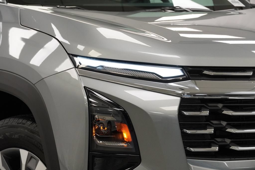 New 2027 Chevrolet Equinox LT FWD image 31