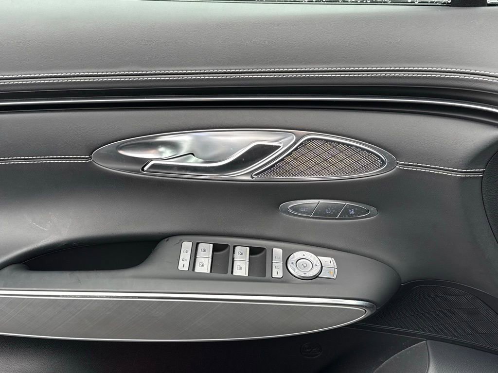 Used 2025 Genesis Electrified GV70 Advanced w/ Prestige Package image 25