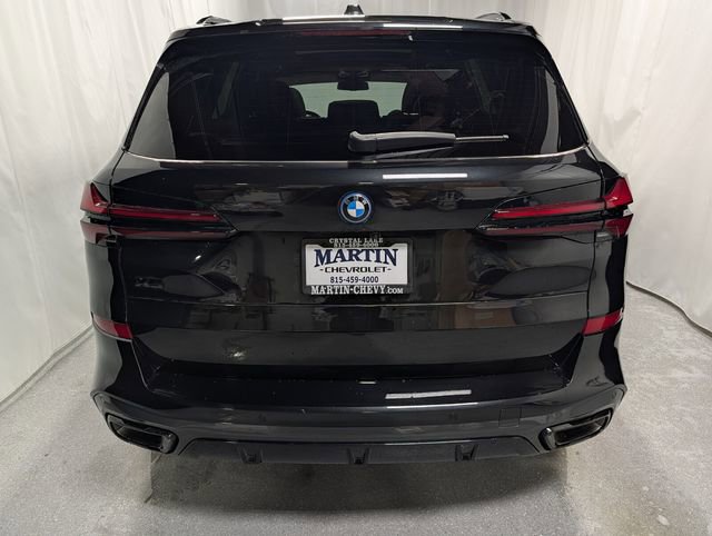 Used 2025 BMW X5 xDrive50e w/ M Sport Package image 4