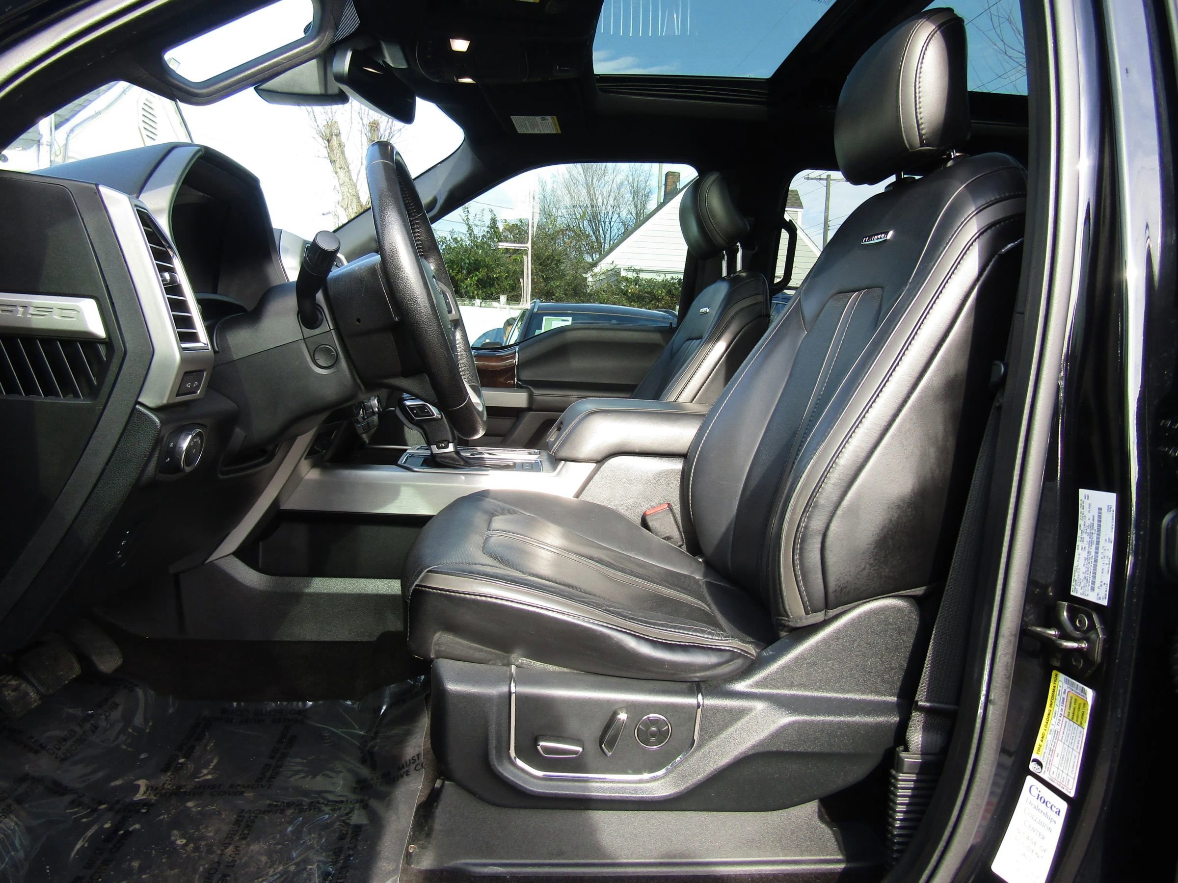 Used 2016 Ford F150 Platinum w/ Equipment Group 701A Luxury image 25