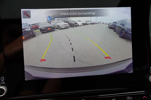 Used 2022 Jeep Wagoneer Series III w/ Premium Group I image 43