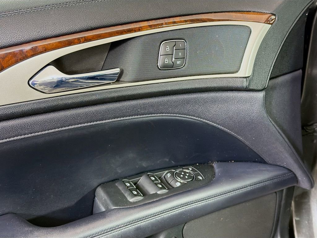 Used 2018 Lincoln MKZ Select w/ Select Plus Package image 21