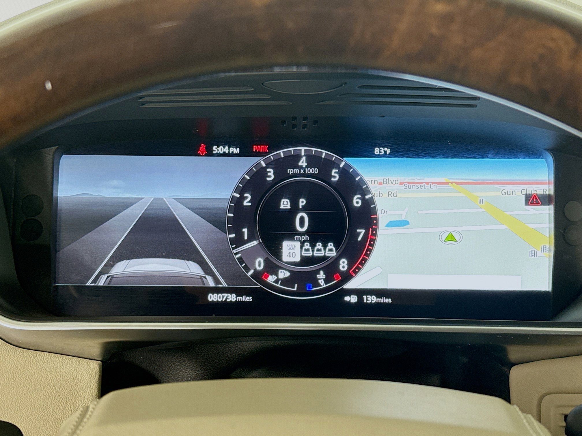 Used 2019 Land Rover Range Rover HSE image 16