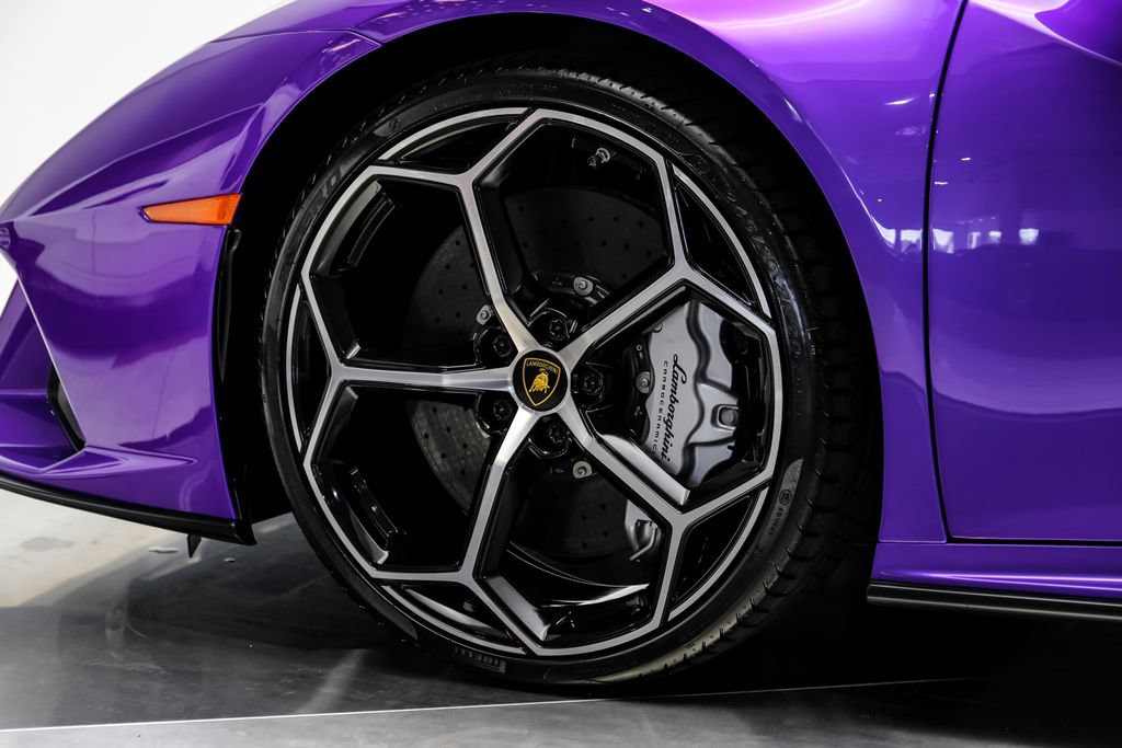 Used 2024 Lamborghini Huracan EVO AWD/4WD image 57