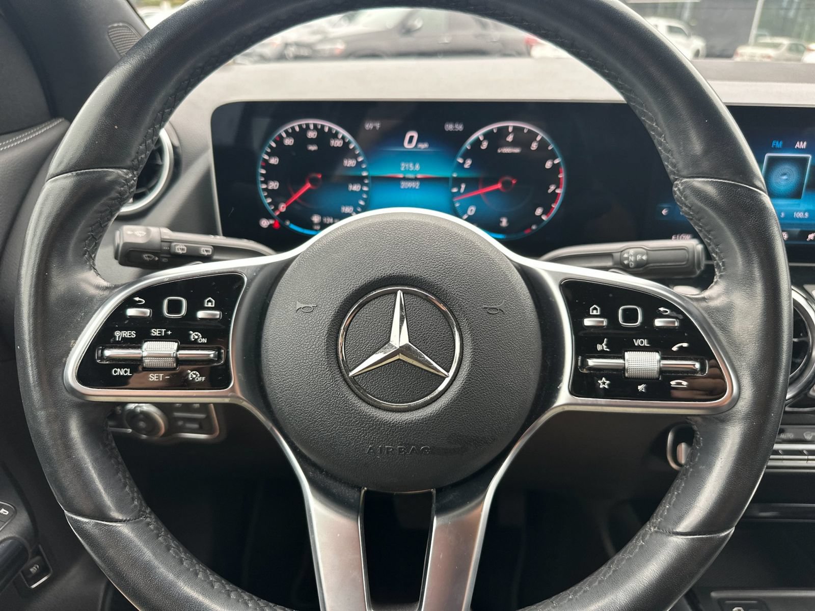 Used 2021 Mercedes-Benz GLA 250 4MATIC image 26