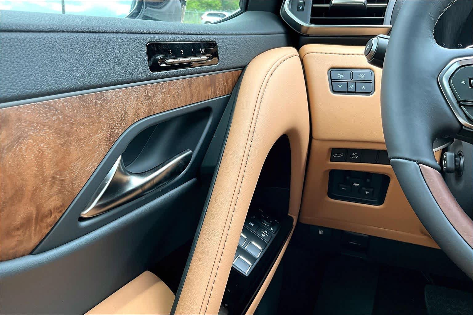 New 2026 Lexus LX 700h Luxury AWD/4WD image 20