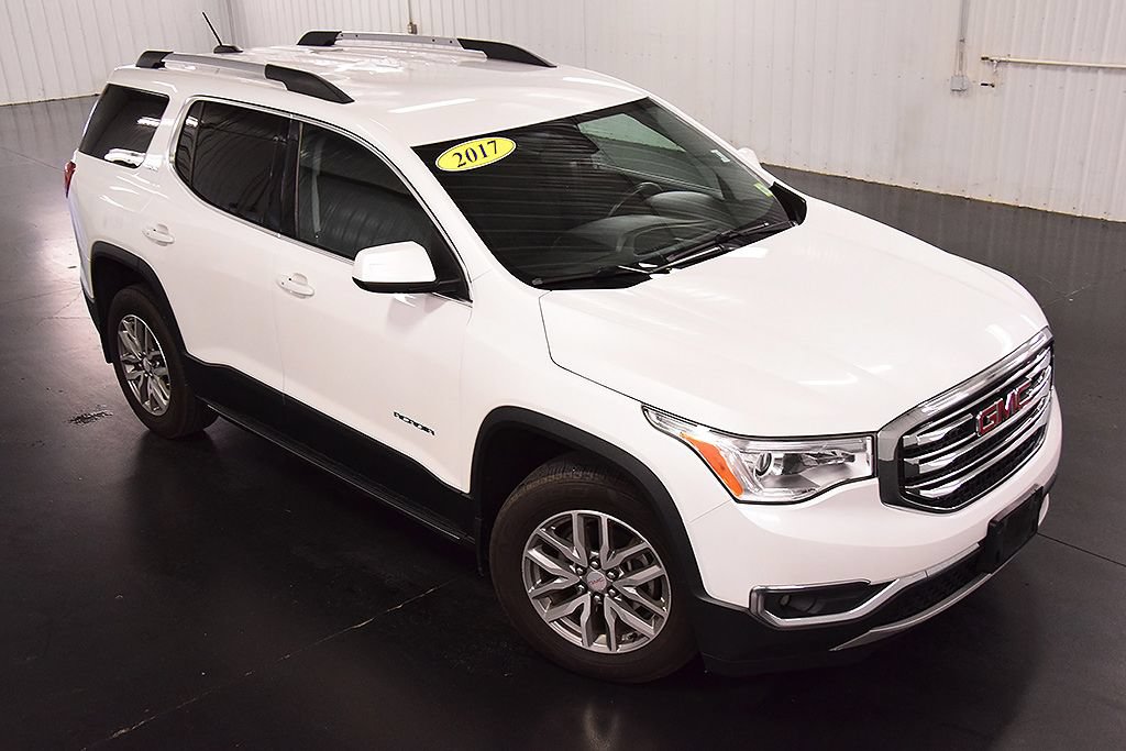 Used 2017 GMC Acadia SLE w/ LPO, Floor Liner Package FWD image 9