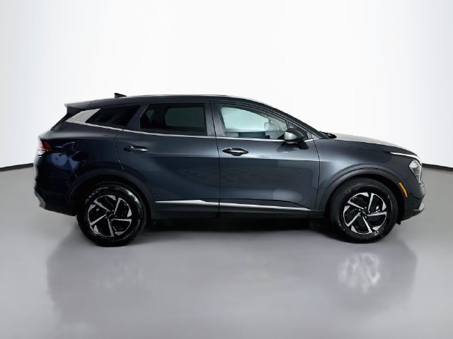 Used 2023 Kia Sportage LX AWD/4WD image 11