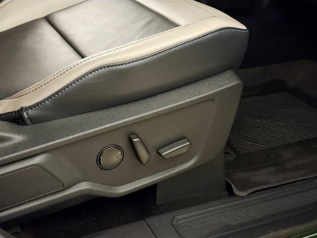 Used 2023 Ford Bronco Wildtrak image 40