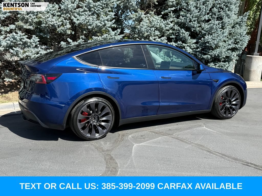 Used 2022 Tesla Model Y Performance AWD/4WD image 9