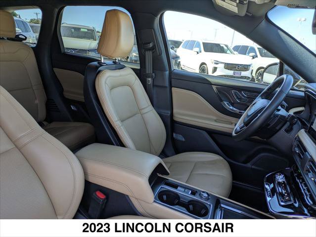 Used 2023 Lincoln Corsair Reserve image 28
