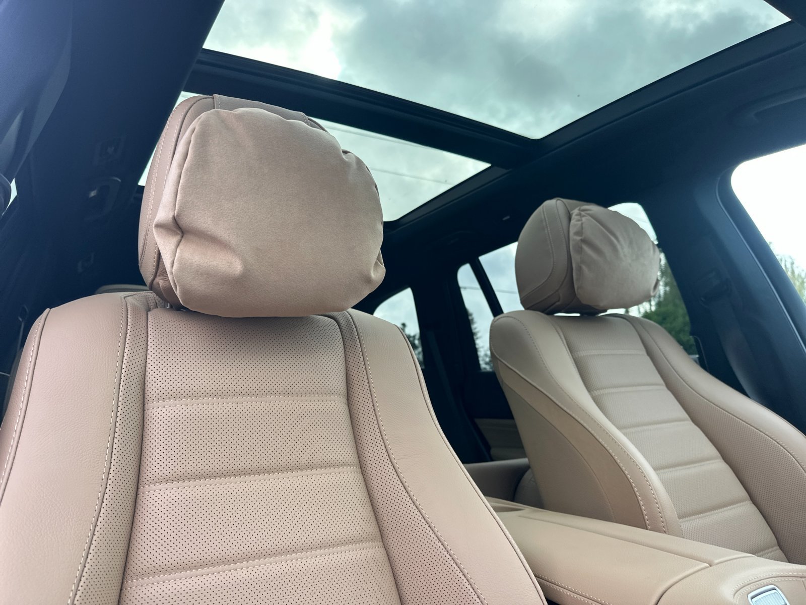 New 2026 Mercedes-Benz GLS 580 4MATIC image 17