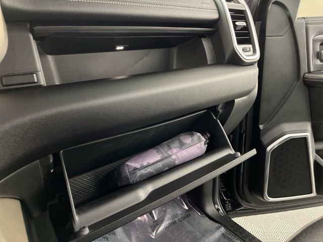 Used 2022 RAM 3500 Laramie AWD/4WD image 41