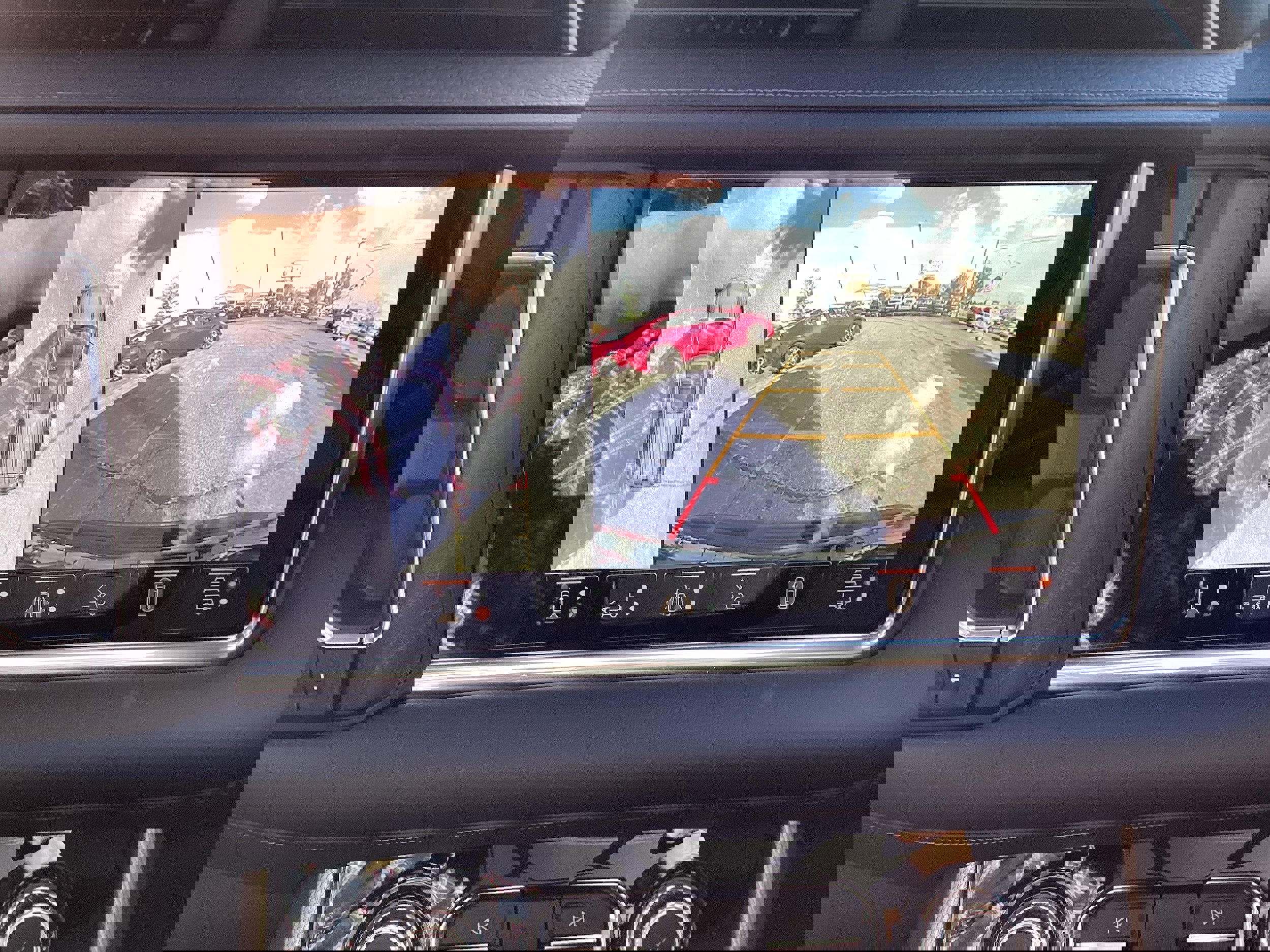 Used 2024 GMC Yukon Denali w/ Denali Reserve Package image 26