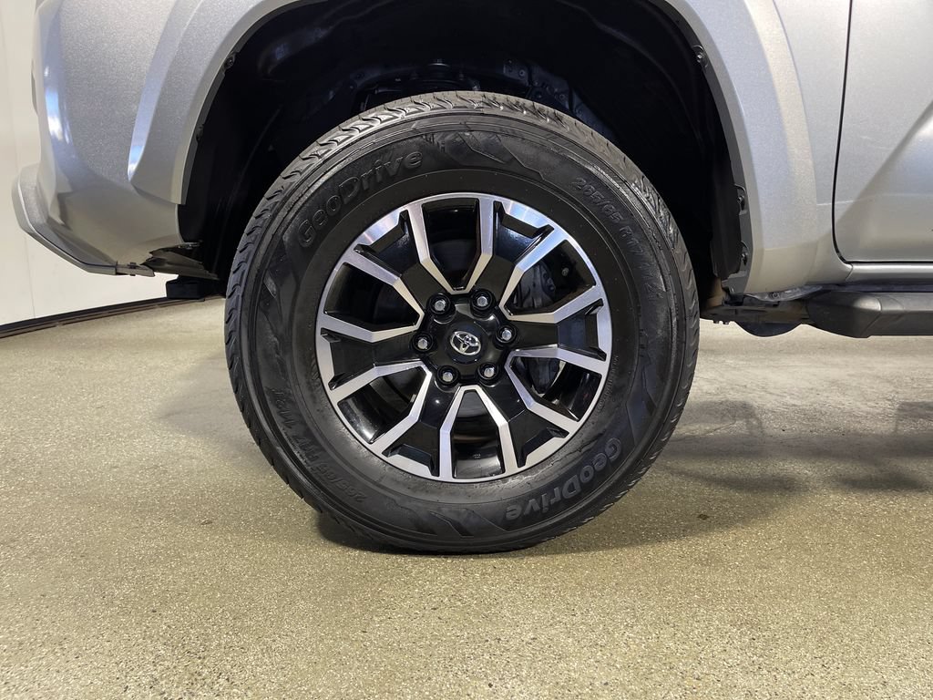 Certified 2022 Toyota Tacoma TRD Sport w/ TRD Premium Sport Package RWD image 11