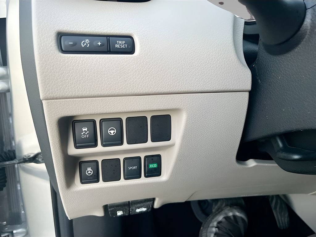 Used 2022 Nissan Rogue Sport SL FWD image 10