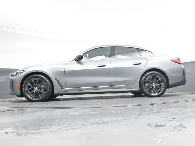 Used 2024 BMW i4 eDrive35 w/ Premium Package RWD image 37