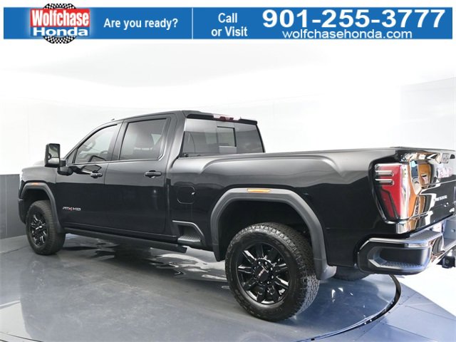Used 2024 GMC Sierra 2500 AT4 w/ AT4 Premium Plus Package image 3