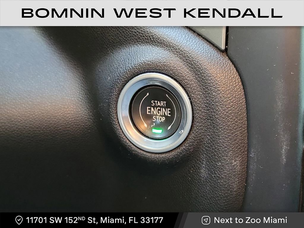 Used 2021 Chevrolet Silverado 1500 LT image 18