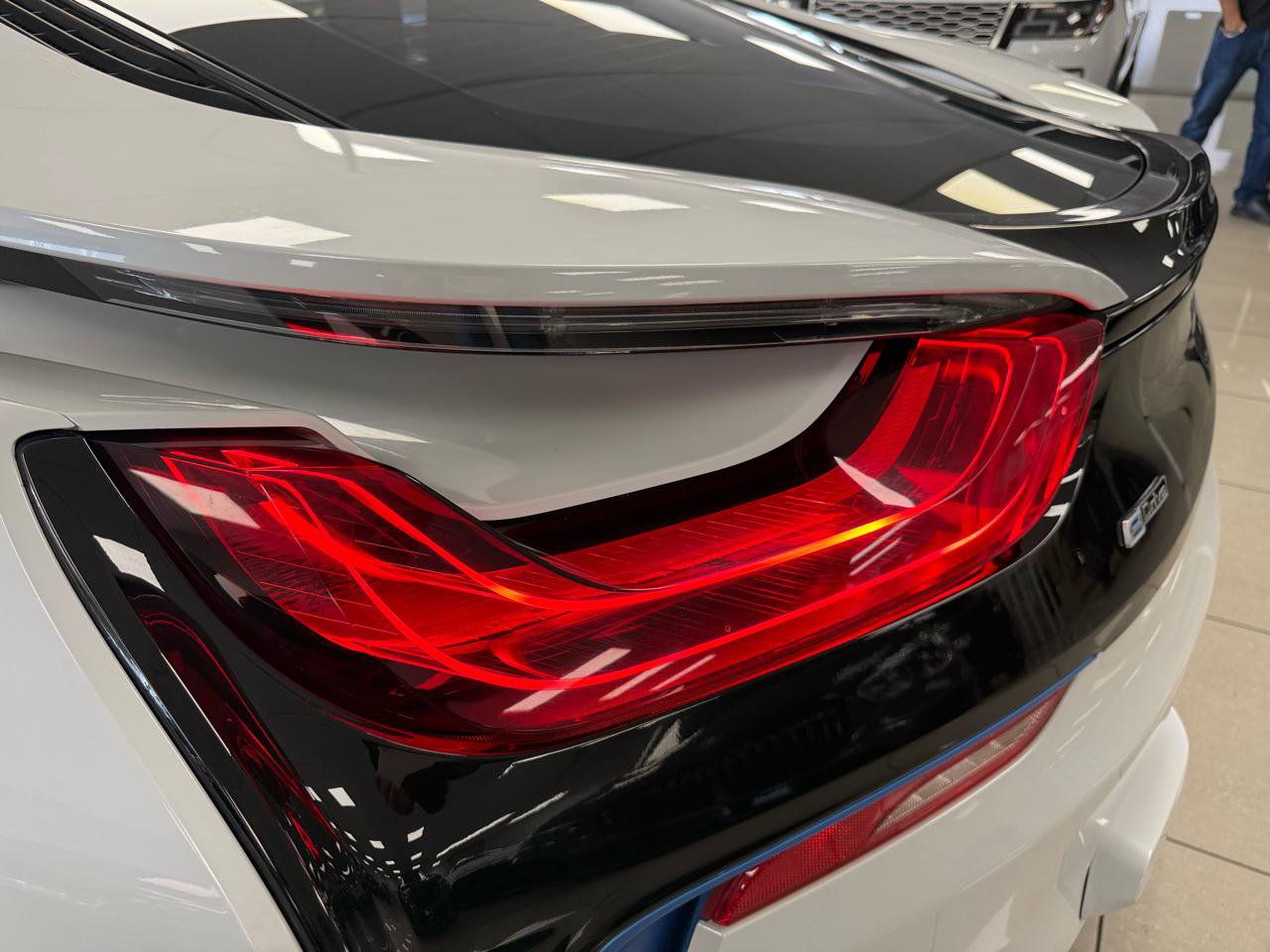 Used 2015 BMW i8 AWD/4WD image 27