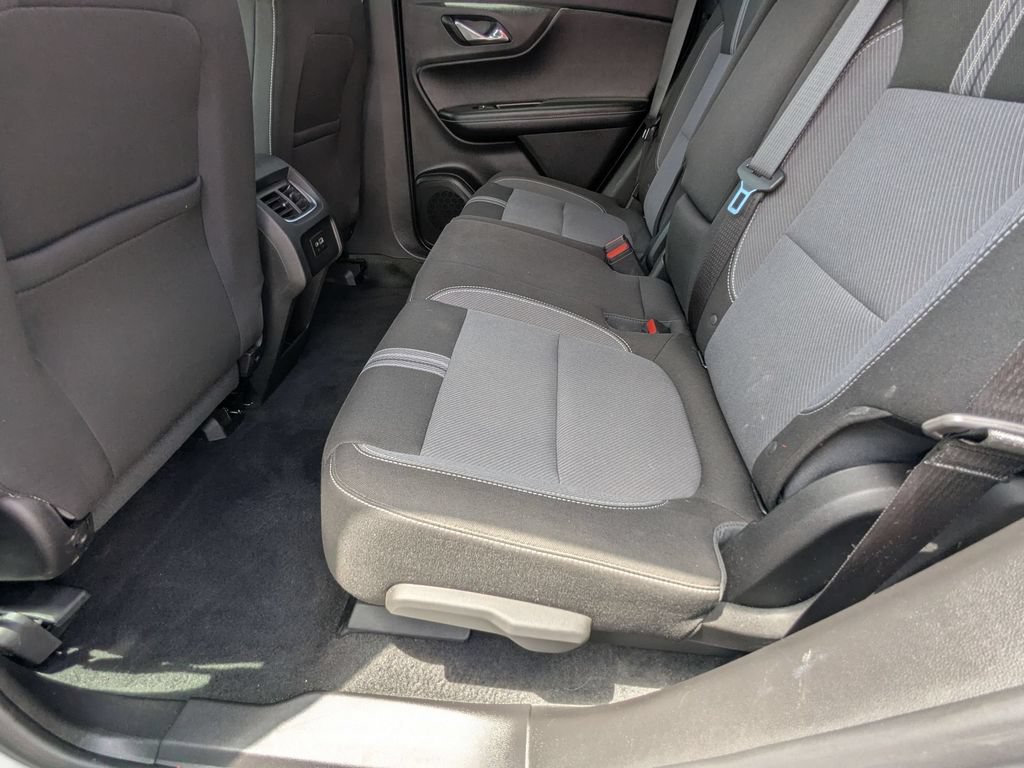 Used 2025 Chevrolet Blazer LT FWD image 29