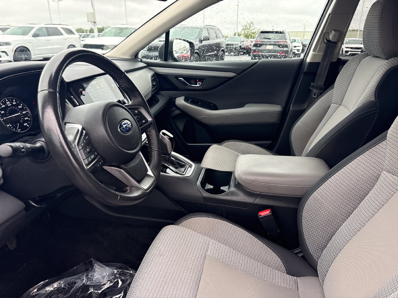 Used 2024 Subaru Outback Premium AWD/4WD image 12