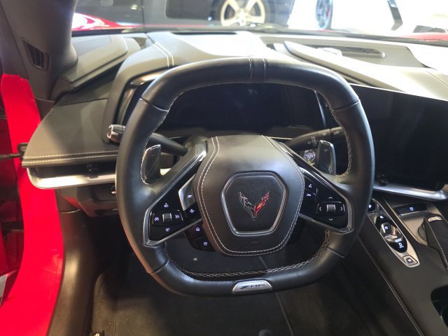 Used 2025 Chevrolet Corvette Z06 RWD image 13