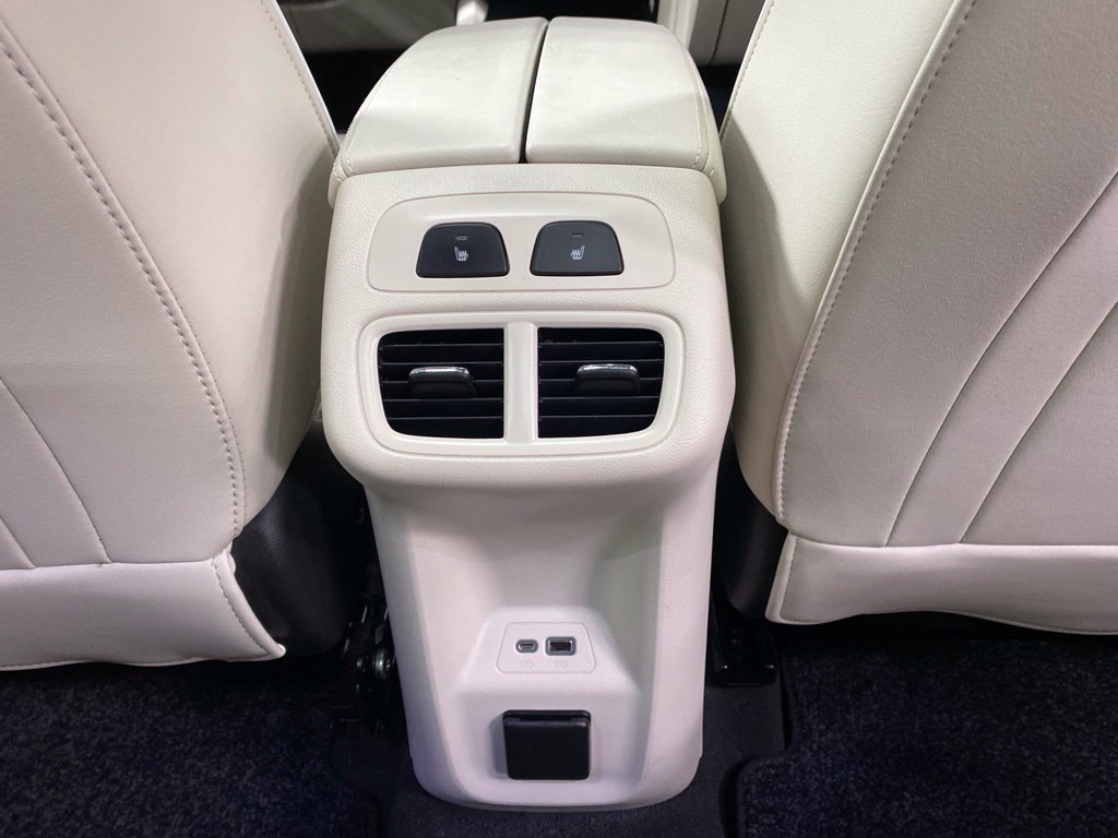 Used 2023 Buick Envision Avenir AWD/4WD image 18