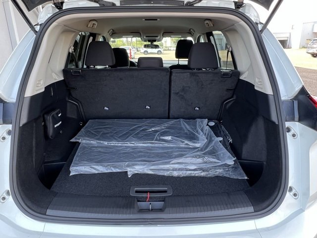 Certified 2025 Nissan Rogue S image 26