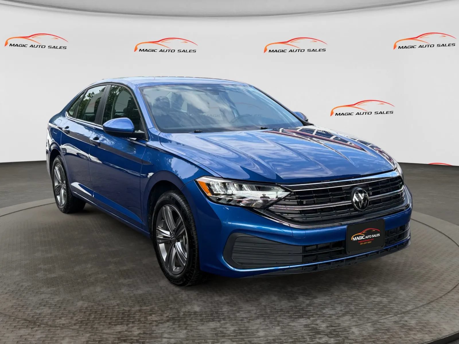 Used 2023 Volkswagen Jetta SE FWD image 5