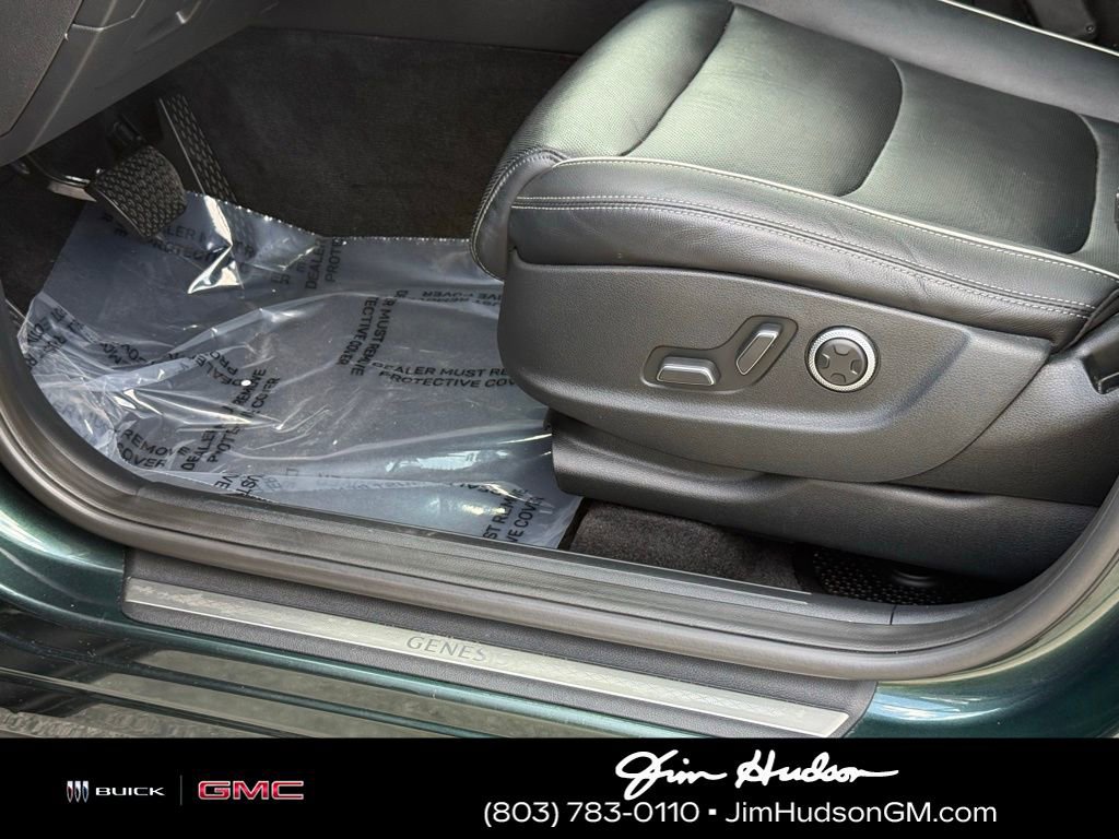 Used 2023 Genesis GV70 2.5T w/ Advanced Package image 23