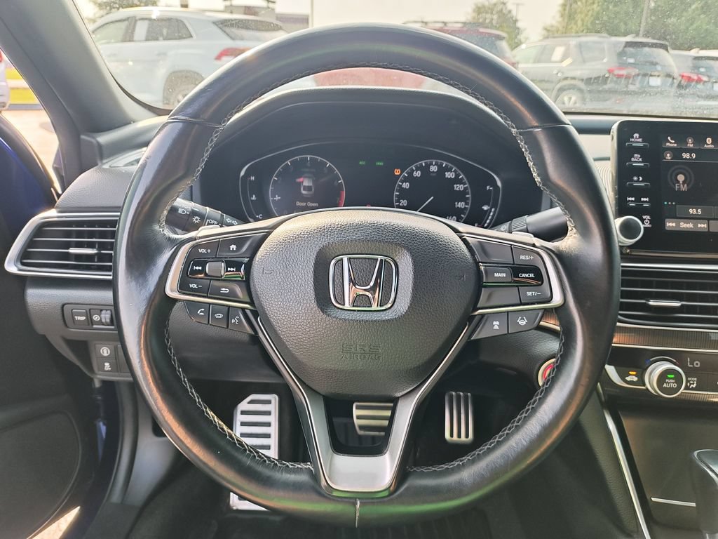Used 2018 Honda Accord Sport image 17